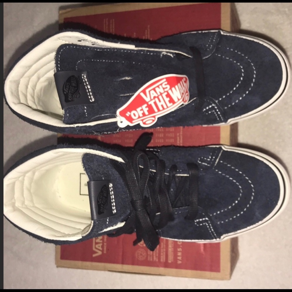 >💟SK8 HIGH TOP  LACE UP SKY CAPTAIN (NAVY) WHITE HAIRY SUEDE BRAND NEW VANS😍 - Picture 2 of 14